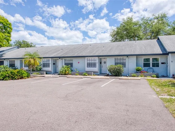 366 47th Ave N APT 3, Saint Petersburg, FL 33703