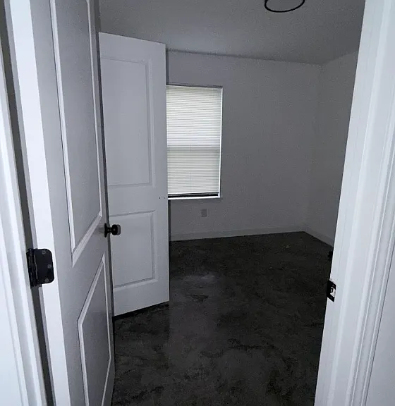 736 King Ave — Photo 6