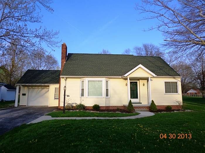 1st image of 725 Woodworth Dr