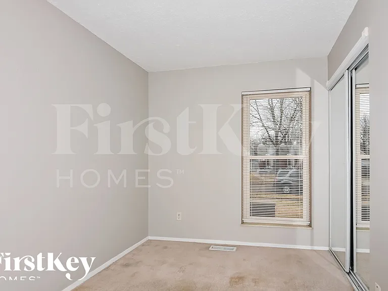 14389 Wild Fox Ct — Photo 12