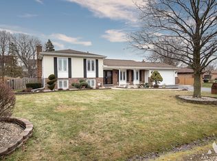 5N301 Fairway Ln, Itasca, IL 60143