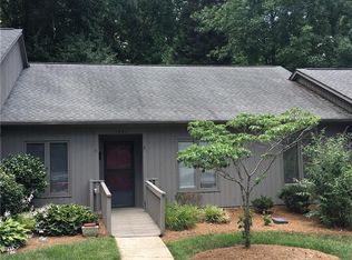 1402 Grantland Pl, Greensboro, NC 27410