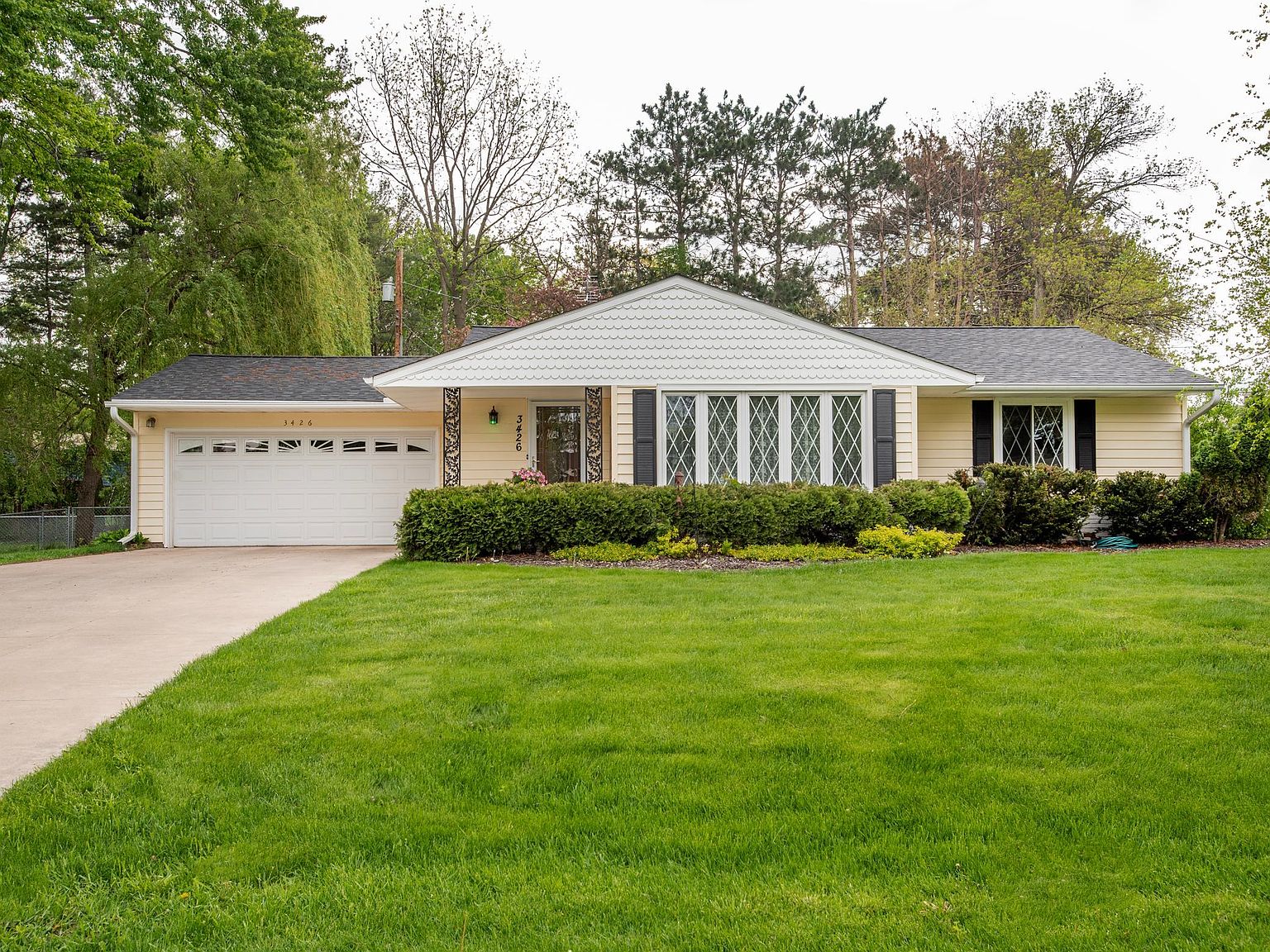 3426 Bellaire Ave, White Bear Lake, MN 55110 Zillow