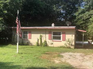 417 Lakeview Rd, Cantonment, FL 32533