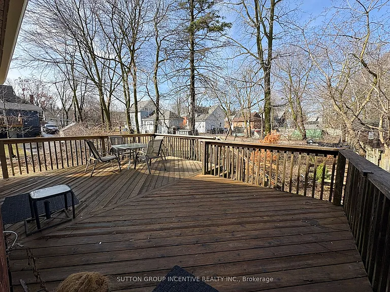 20 Bayview Dr — Photo 21