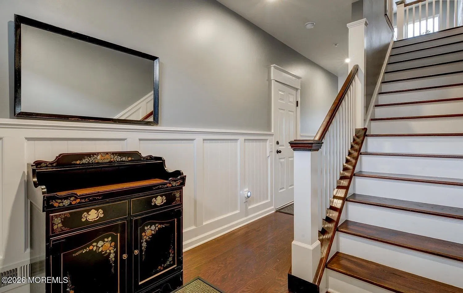 3 bed, 2.5 bath, 2070 sqft, $4,500 — Photo 3