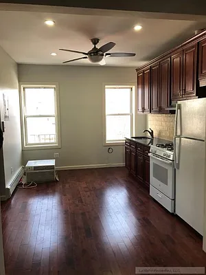 Rented by LaMatto Properties LLC | media 8