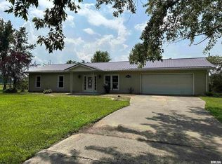 623 County Road 1840 E, Fairfield, IL 62837