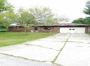 27634 Maple Valley Dr, Elkhart, IN 46517