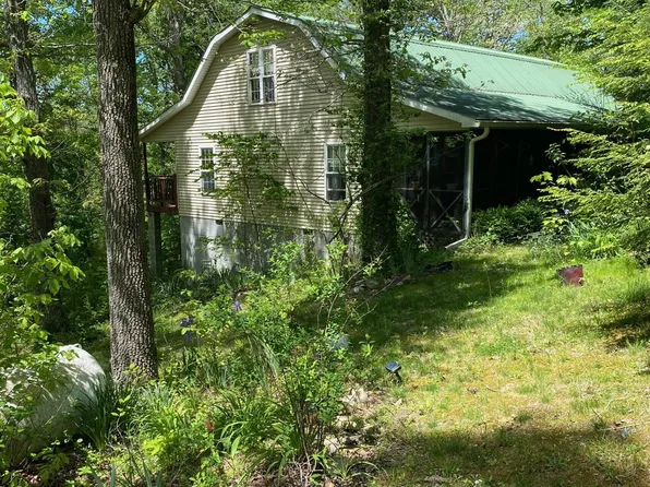 43 Lookout Heights Rd, Wellington, KY 40387