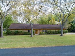 208 Brooks Rd, Victoria, TX 77904