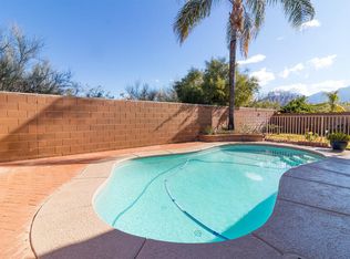 413 E Heatherglenn Pl, Oro Valley, AZ 85755
