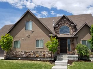 92 E Windlass Rd, Saratoga Springs, UT 84045