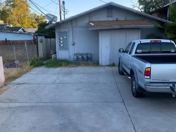 1009 Lake St, Bakersfield, CA 93305
