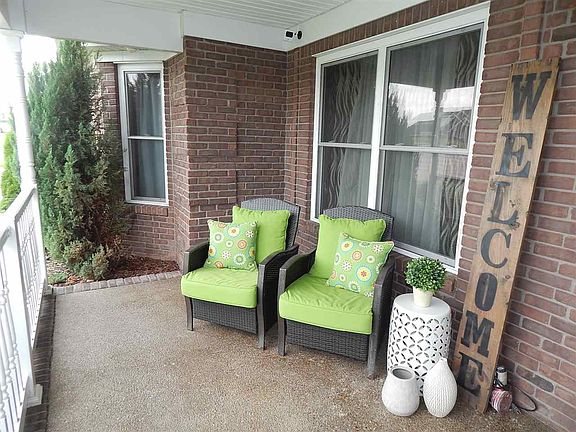 2nd image of 2170 W Meadowland Dr