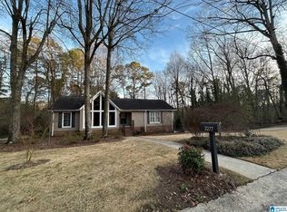 3277 Hoot Owl Ln, Birmingham, AL 35210