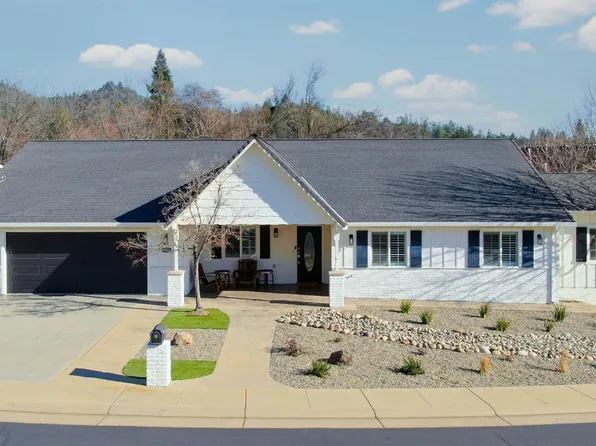 333 Oak Tree Cir, Murphys, CA 95247