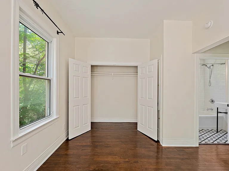 2810 Pearl St — Photo 12