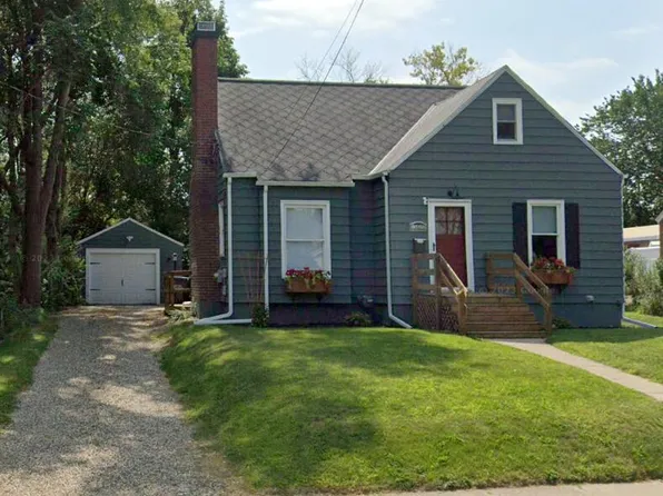 1422 Miller Rd, Kalamazoo, MI 49001