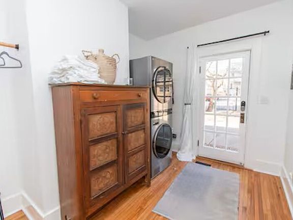 5th image of 1313 Massachusetts St