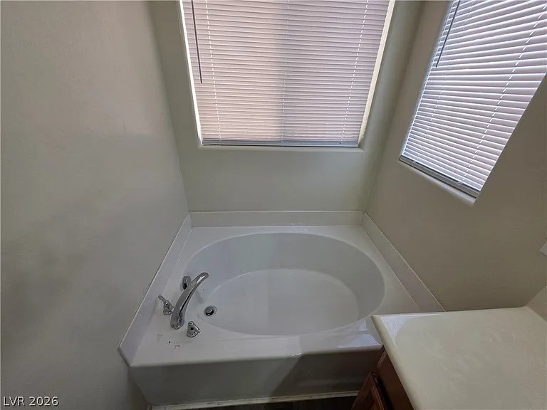 7510 Perla Del Mar Ave — Photo 46