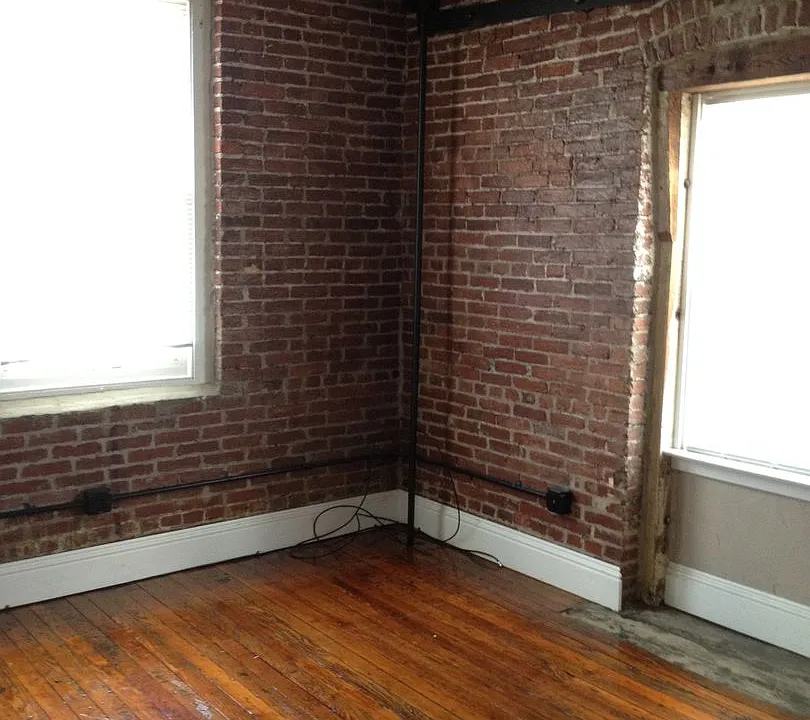 Monroe Street Suites