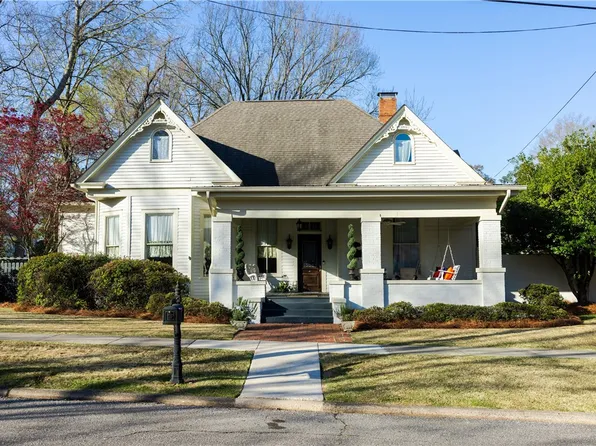 414 N 8th St, Opelika, AL 36801