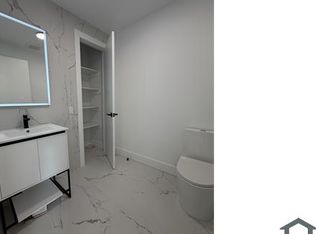 286 Hawthorne Ave Floor 3, Yonkers, NY 10705