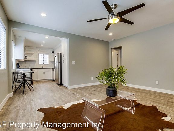 4th image of 1108 30th St