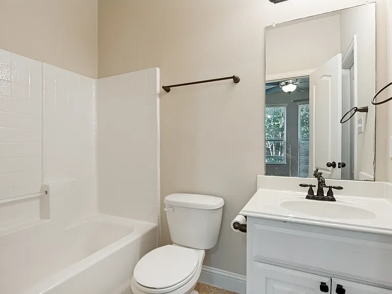 2500 Rockbrook Dr #82 — Photo 6