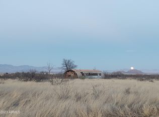 766 N Willcox Rd, Pearce, AZ 85625