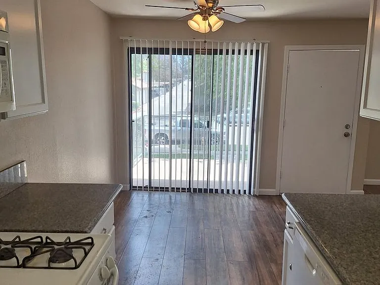 1269 N Edwards St #11 — Photo 7