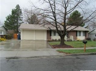 9202 S Terri Lynn Dr, Sandy, UT 84094