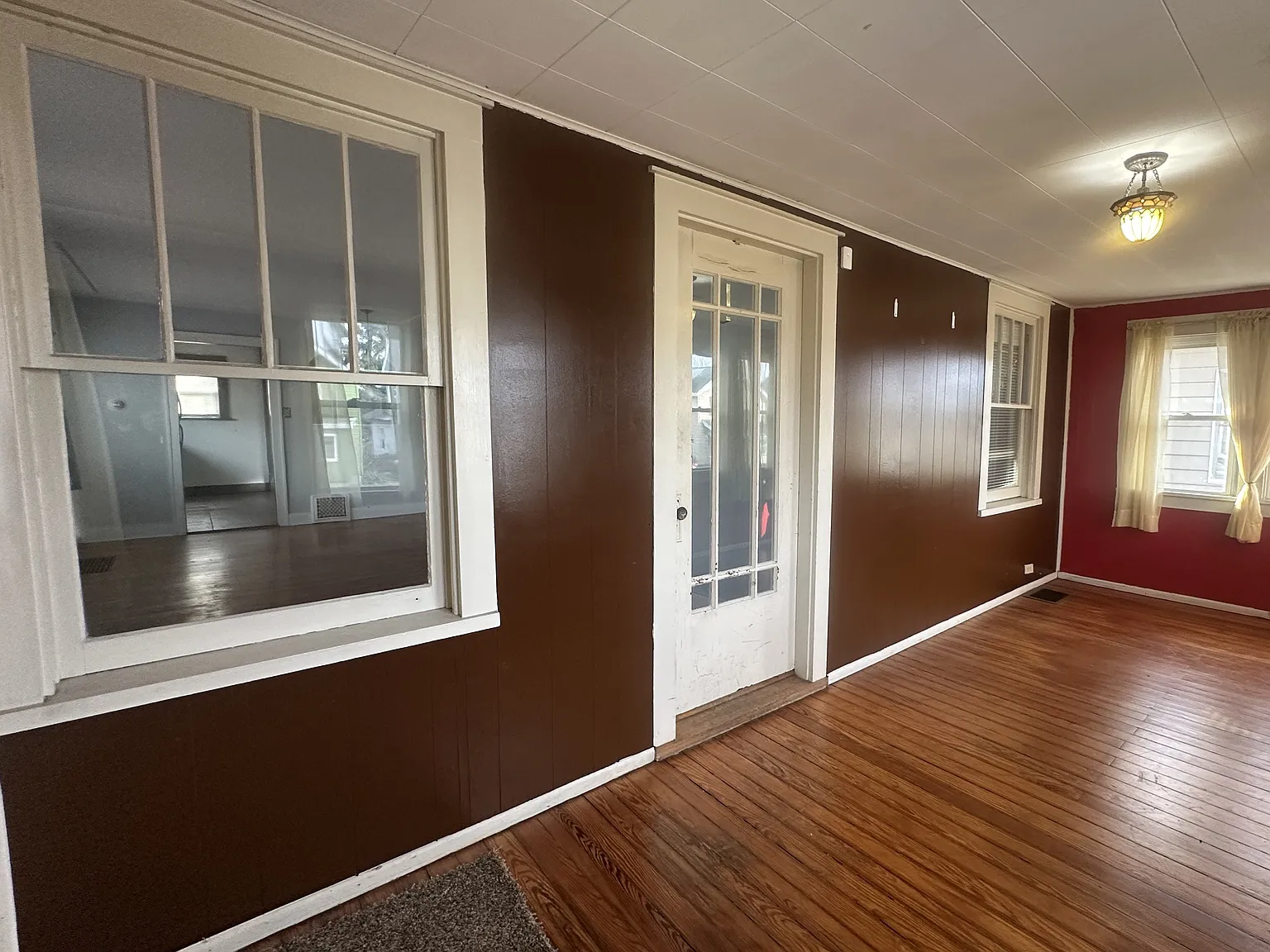 2 bed, 828 sqft, $950 — Photo 2