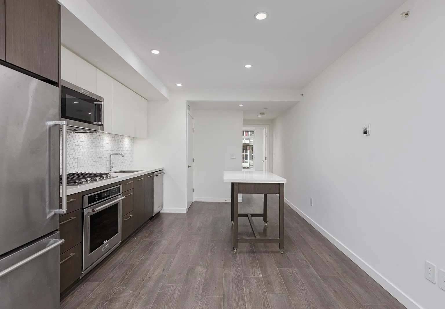 1 bed, 473 sqft, $2,500 — Photo 4