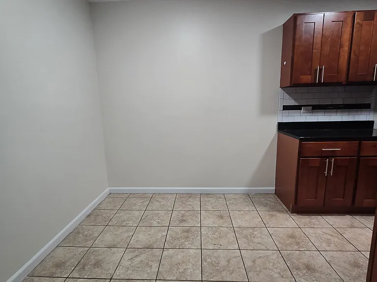 4331 Ithaca St #307 — Photo 6