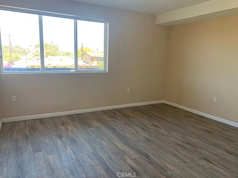 11442 Victory Blvd #403 — Photo 17