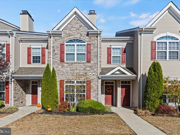 617 Van Gogh Ct, Williamstown, NJ 08094