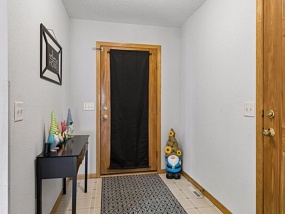 2nd image of 608 E Welco Dr