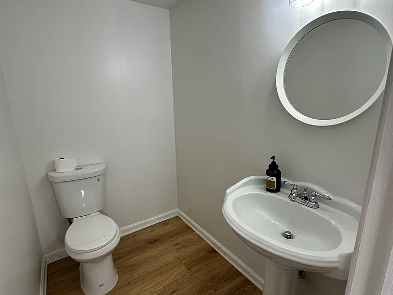 1002 Brighton Point — Photo 9