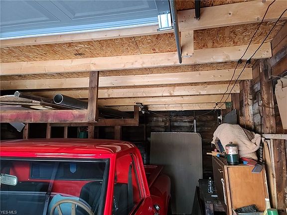 5th image of 14220 Rainbow Ave