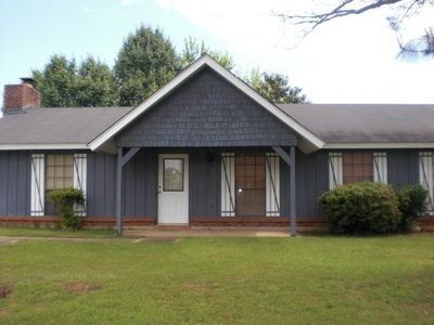 150 Azalea Dr, Millbrook, AL, 36054