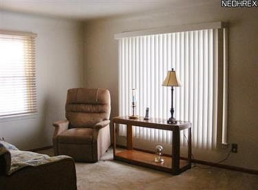 5th image of 3881 Hilltop Dr