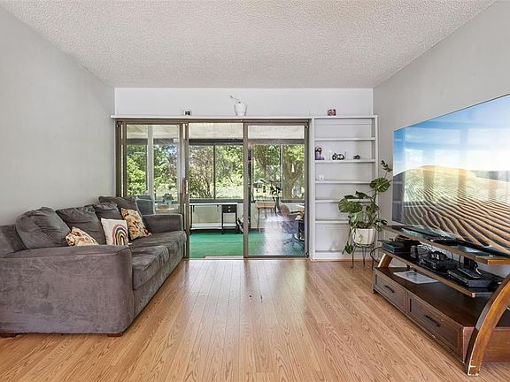 3rd image of 50 Sheoah Blvd APT 33