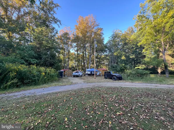 Honey Ln, Augusta, WV 26704