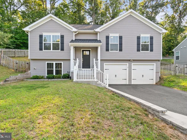 10 Howard Cir, Fredericksburg, VA 22405