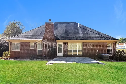 20 Wisteria Way Photo 1