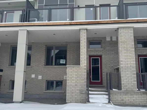 226 Speckled Alder Row, Ottawa, ON K2J 7G6