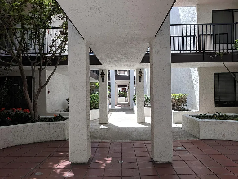 3525 Lebon Dr — Photo 17
