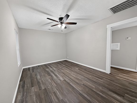 4th image of 406 S Union Ave